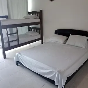En Familia Habitación en casa particular San Andrés