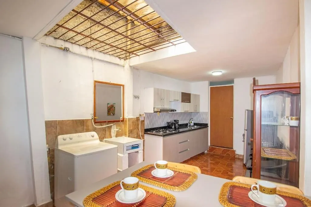 ¡Casa Con Parqueadero! Hogarena Y Vacacional Villa Medellin Holiday home